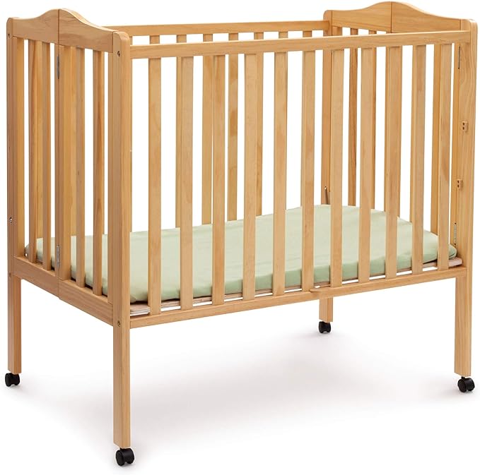 Delta Children Folding Portable Mini Baby Crib by DeltaChildren