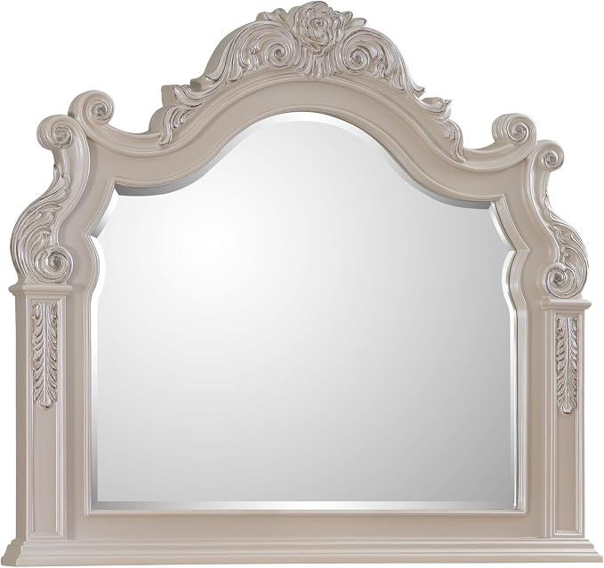 First of a Kind Santa Monica Traditional 5 Piece Queen Bedroom Set - Image 4